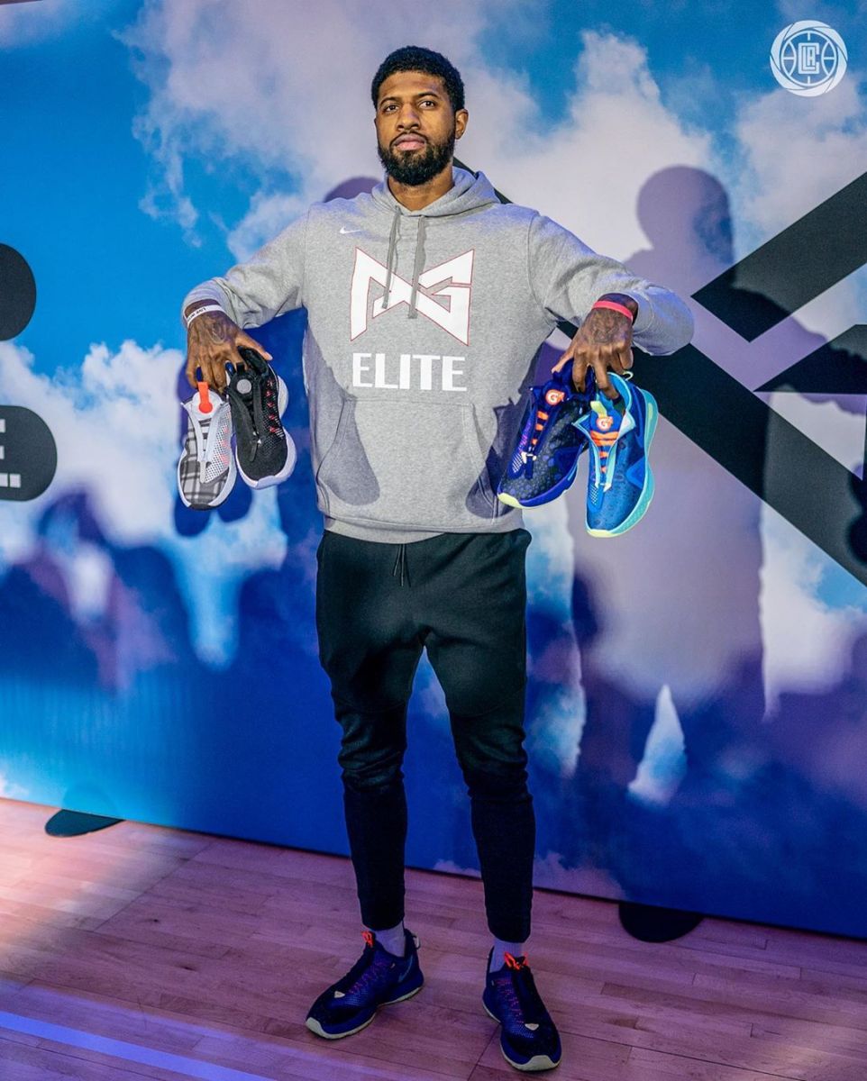 赛场内外的帅气快船发布保罗乔治赛季回顾图集