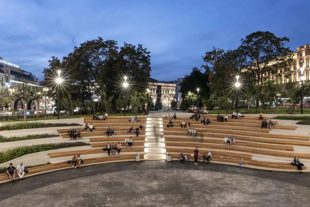 集颜值与功能于一身台阶处理高差可以这么设计