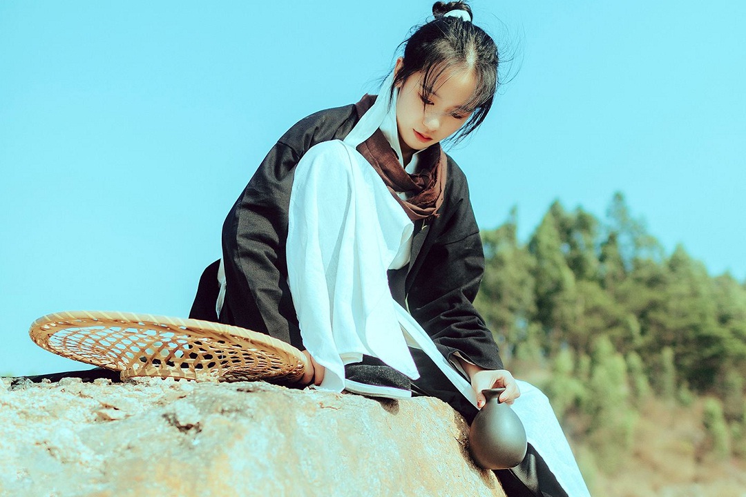 剑来张山峰的极慢之拳是陈平安突破至武夫止境的一个契机