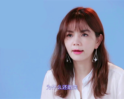 原创青春有你2导师陈嘉桦曾经是个假小子广告中跟刘翔是情侣