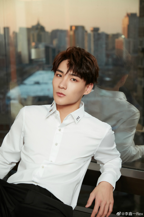 实力vocal李鑫一微博中推荐的鱼小姐口红到底是什么来头