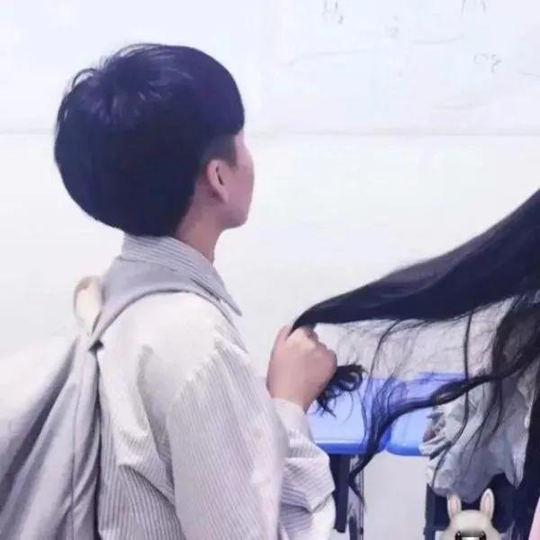 高清真人情头一人一张抖音最火的情侣头像