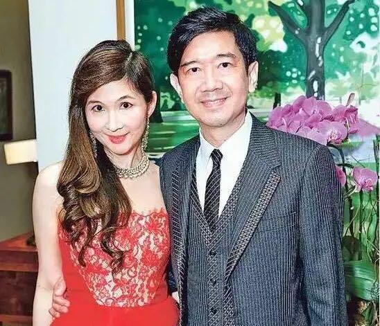 原创借100万创业成百亿富豪为娶杨紫琼买下洪金宝的电影公司