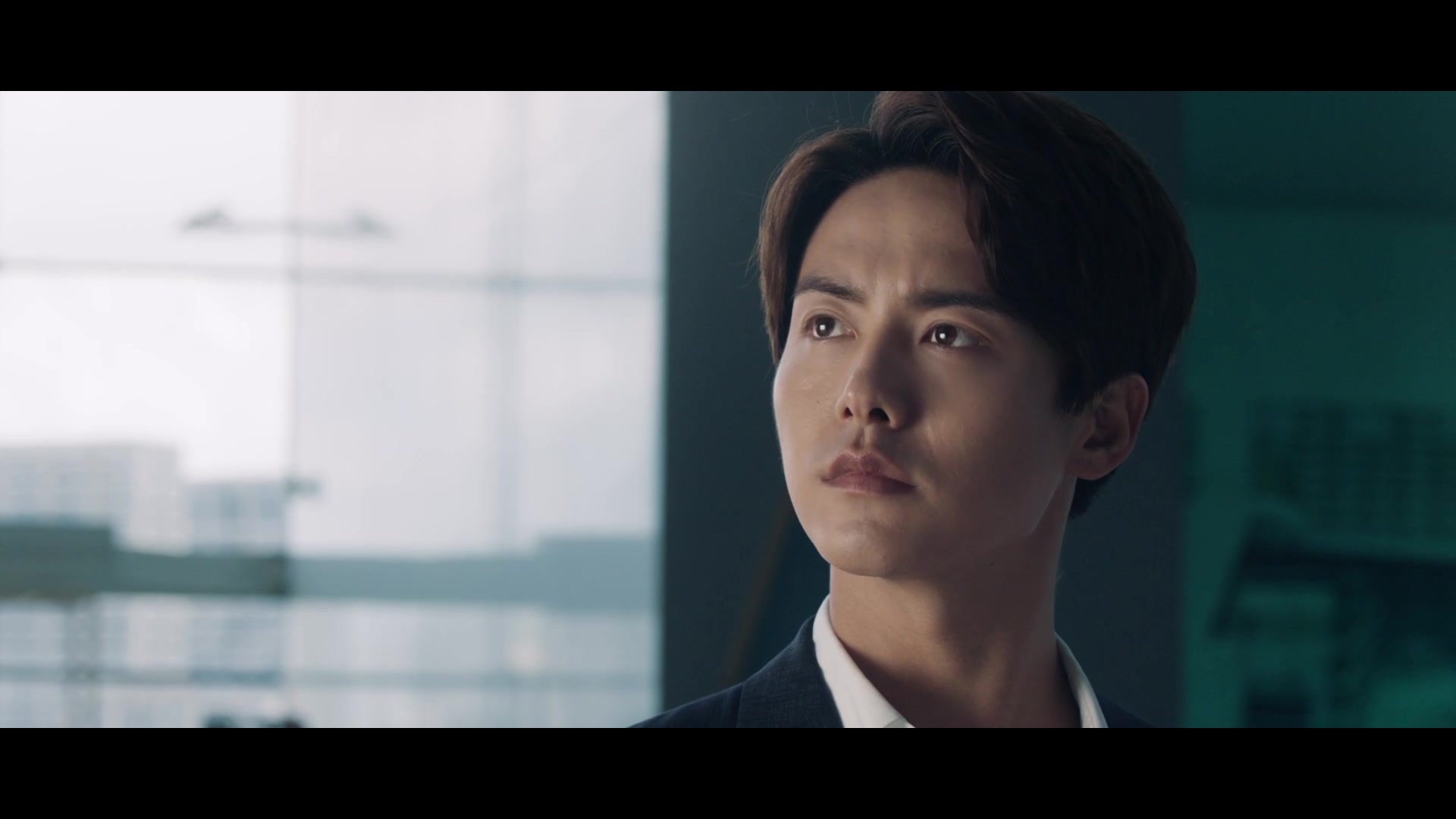 乔瀚宇一家了解到事情的原委后,帮助李遥带走了安怡.