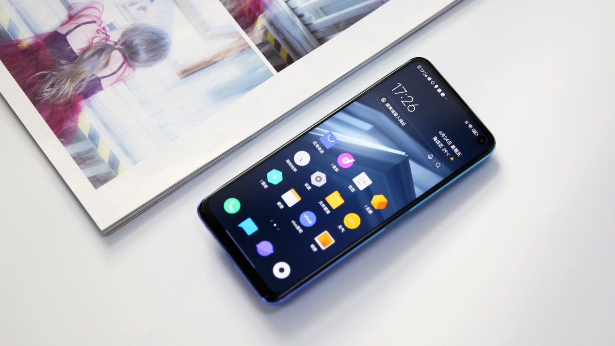 iqooneo3评测体验144hz竞速屏幕所带来的极致电竞体验