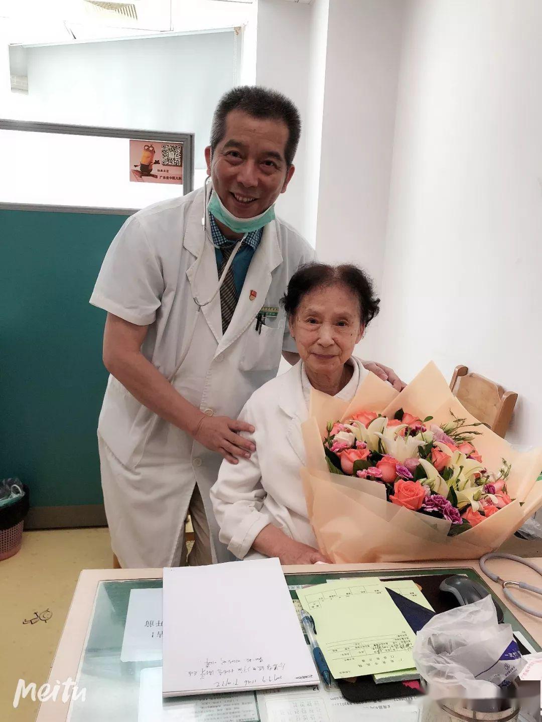 中医儿科慕课   春风风人,夏雨雨人——记许尤佳老师