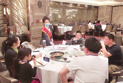 天津:市民走出来 消费旺起来