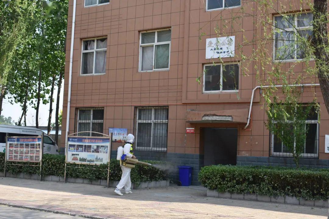 学校教学楼爱凡杰中学做好全面准备迎接开学【消毒篇】开学在即【硬核