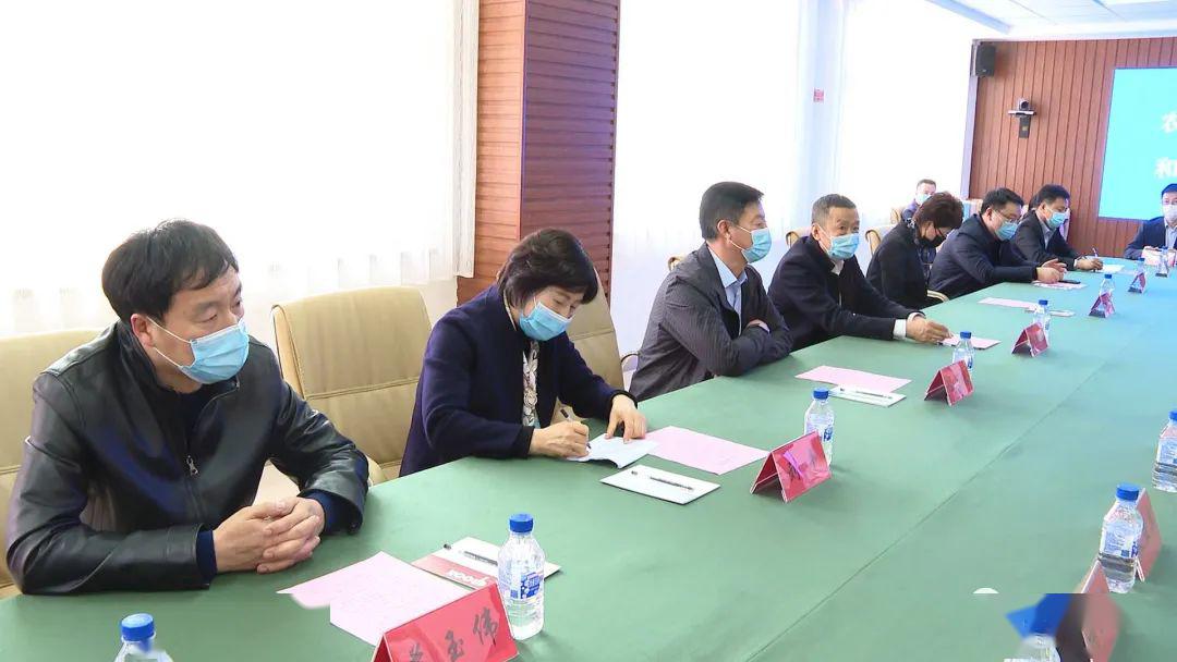 【县区工作】农安县委书记张知众走访慰问劳动模范和一线优秀职工代表