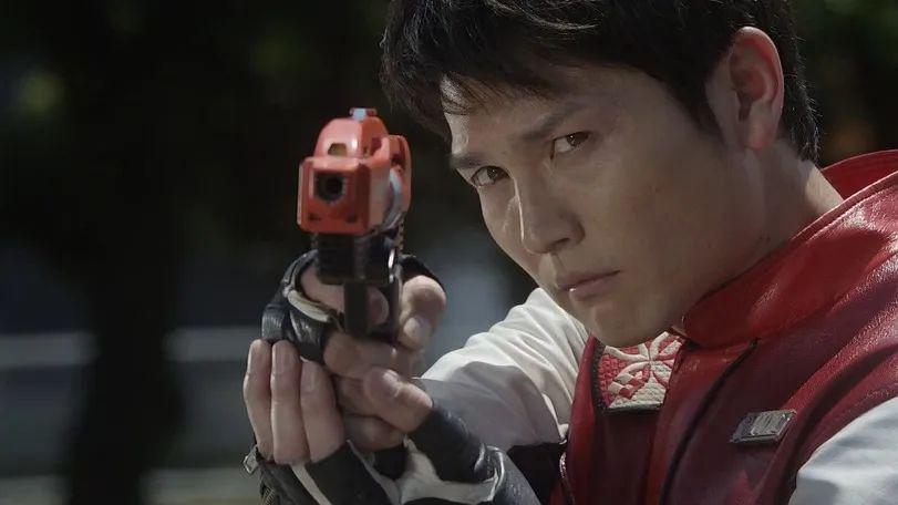 宝藏乐队king gnu的主唱兼吉他手,会玩音乐的男生真的太有魅力了吧!