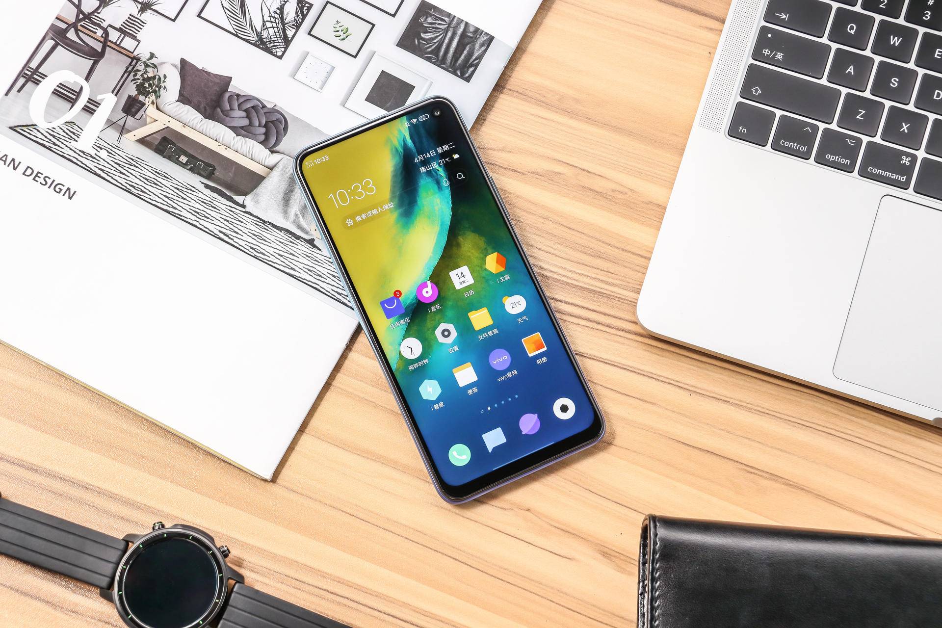 iqooneo3全渠道开售2698起拥有骁龙865144hz竞速屏