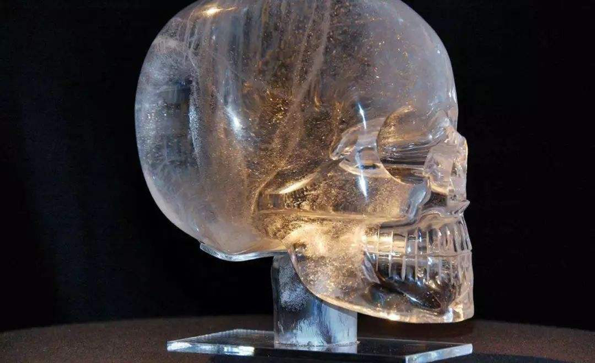 原创神秘的水晶头骨终于从玛雅遗址出土了为何人们却觉得很好笑