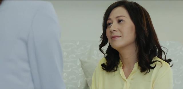 应该是鬼仔强这样的,至于十八年后害死胡启思的凶手,老婆阿娴更像真凶