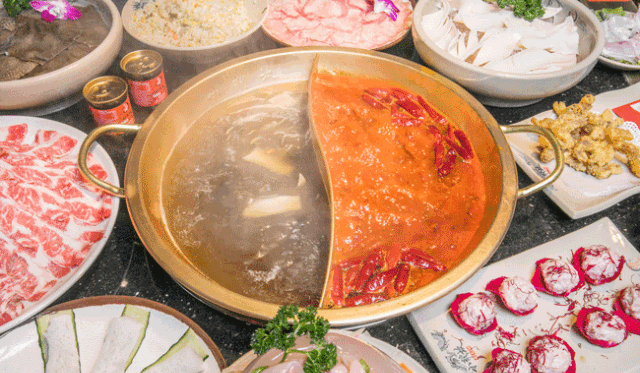 67小龙坎老火锅哈根达斯免费吃小龙坎冰与火的献礼狂欢一整月速点