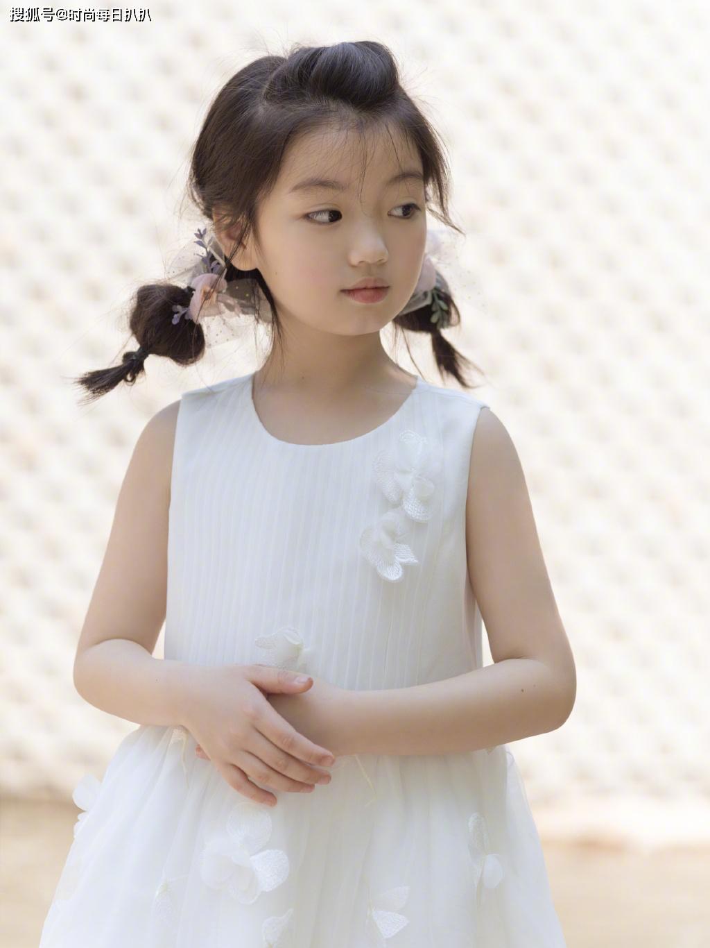 爸爸去哪4阿拉蕾小童星长大了8岁就美成小仙女像童话公主