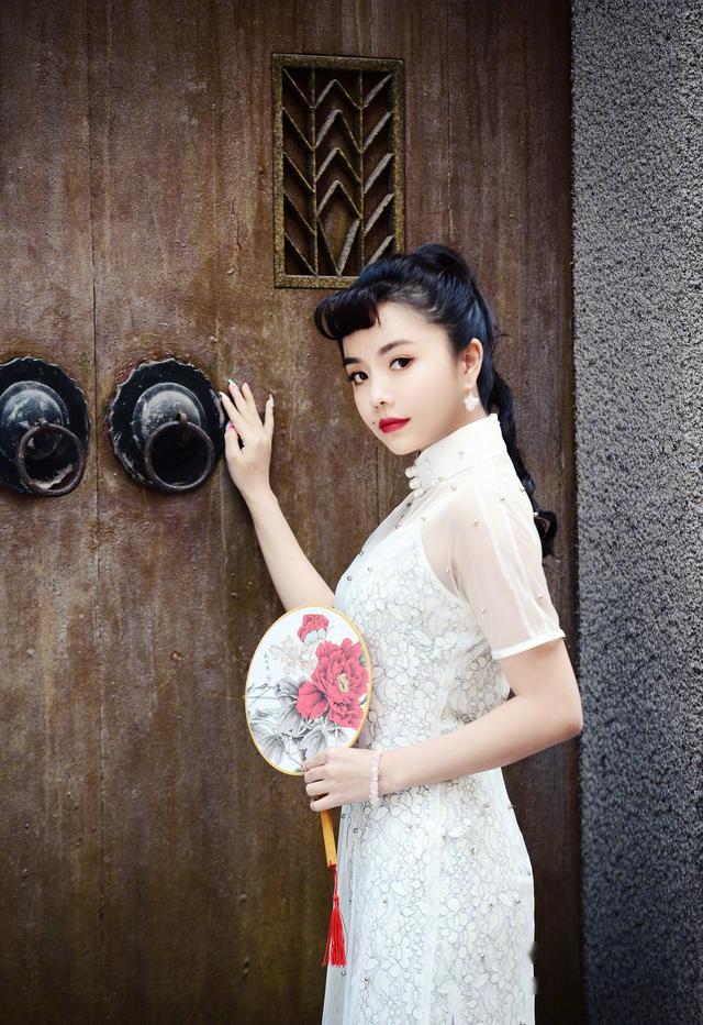 青你2旗袍造型来了谢可寅安琪撞脸雪姨最美的是她