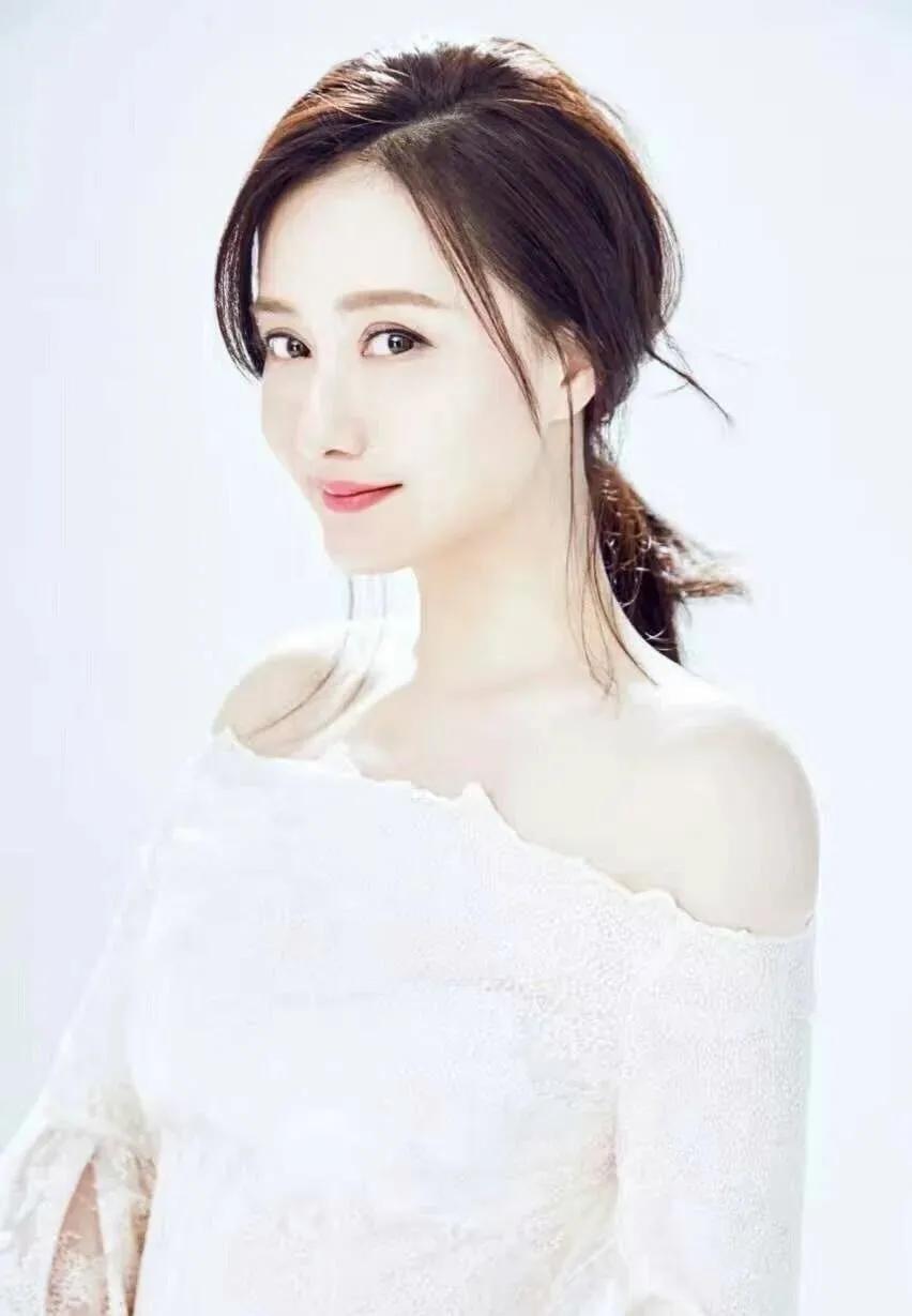 陈德容离婚背后与富豪丈夫结婚8年未生子婚前协商好财产分割