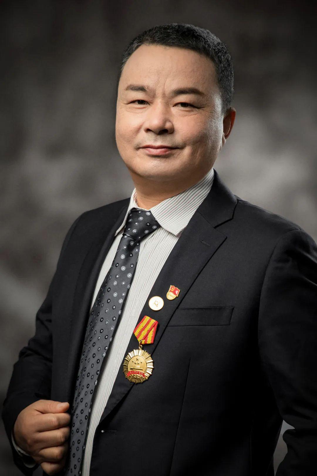 上海水产集团有限公司开创远洋渔业有限公司总船长金卫国光明食品集团