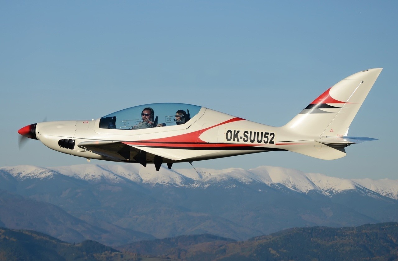  輕型運動飛機有哪些_輕型運動飛機有哪些品牌