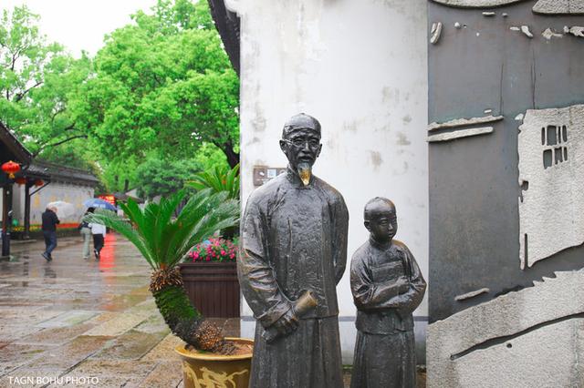 三味書屋,魯迅祖居,土穀祠,長慶寺,魯迅筆下風情園, 紹興魯迅紀念館等