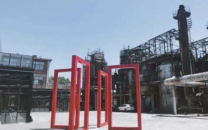 住亚朵近距离感受北京最大潮流艺术园区新店开业北京望京798艺术区亚