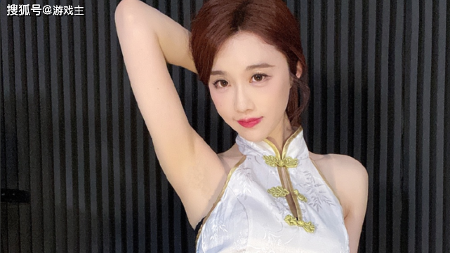 轩子巨2兔晒女友视角,睡眼朦胧的样子,看起来十分的可爱