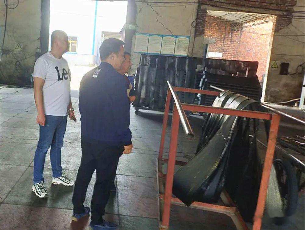 今日上高喻满根到南港翰堂镇调研