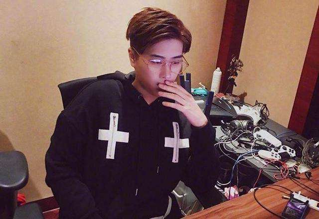 原创从"官宣回归"到"谣言",人民电竞确认卢本伟被永久封禁