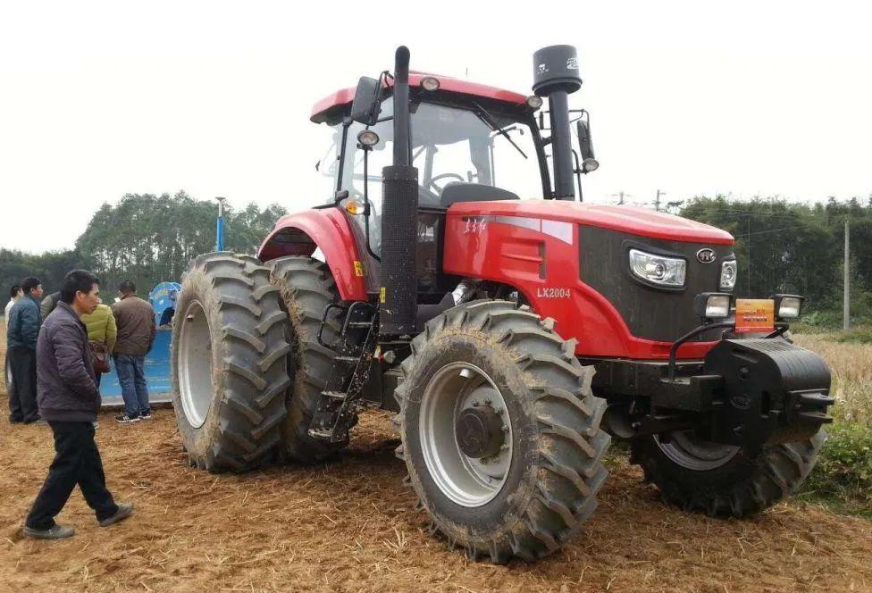 东方红拖拉机让深松整地作业深得用户心
