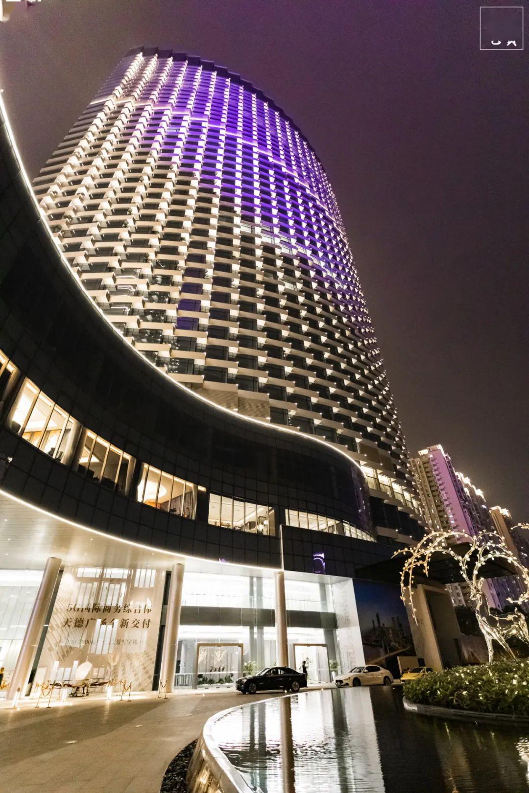 猎德新开的富豪火锅店光装修就花2000w还配保姆