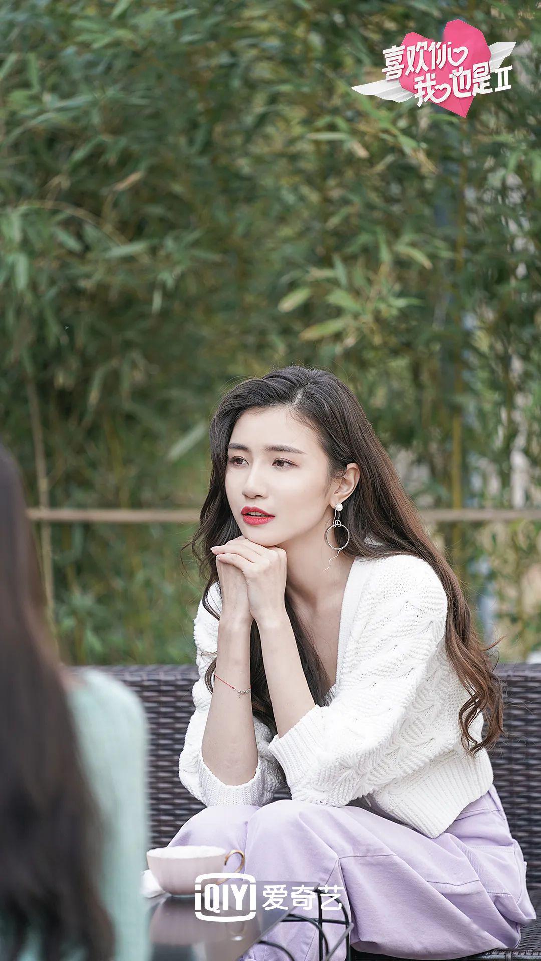 滕文竹韩萌在上线的第一期节目中四位女生首次登场自