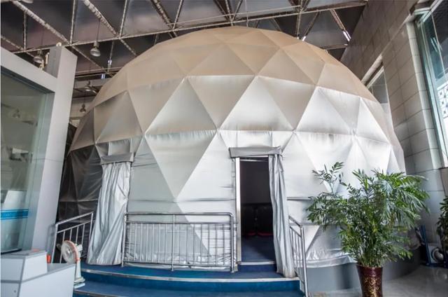 细说球幕方案爱普生高端投影塑造震撼