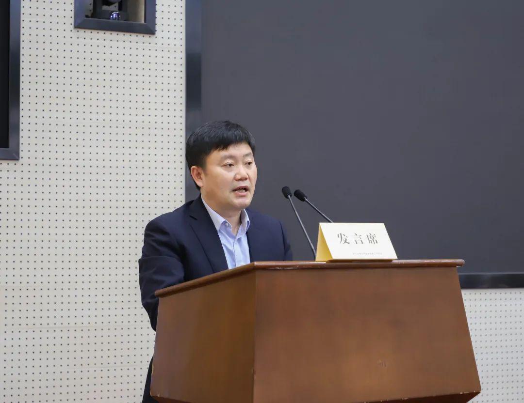 进展和市民投诉处理情况参会领导▲市委组织部副部长,市创建办副主任