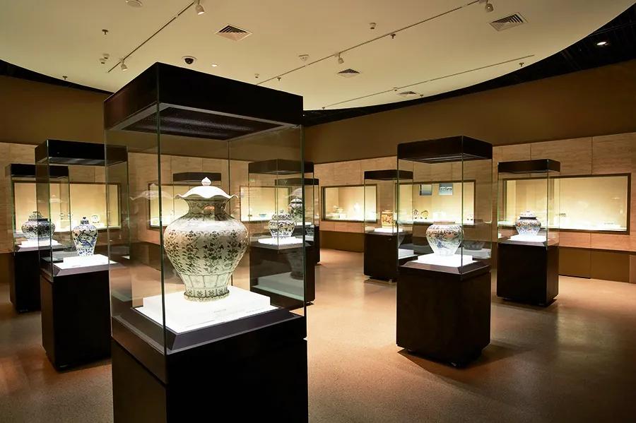 古代瓷器艺术精品展( 方厅四层e2展厅)