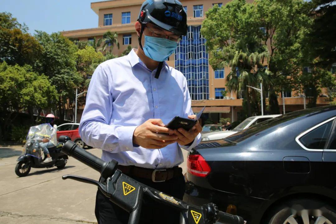 4月30日中午,县长郑立敏,副县长刘江远前往百洋食品