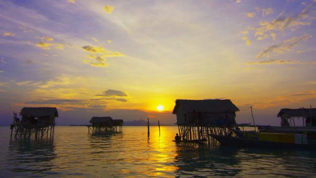 马来西亚仙本那的塔塔甘岛不因远离陆地而停歇