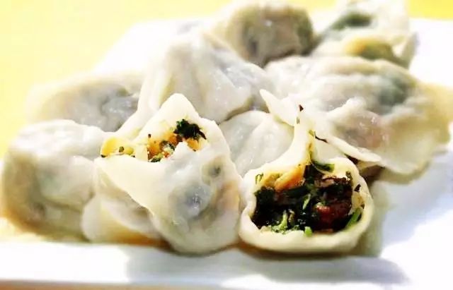 香椿新吃法送给你但这些人可别吃香椿