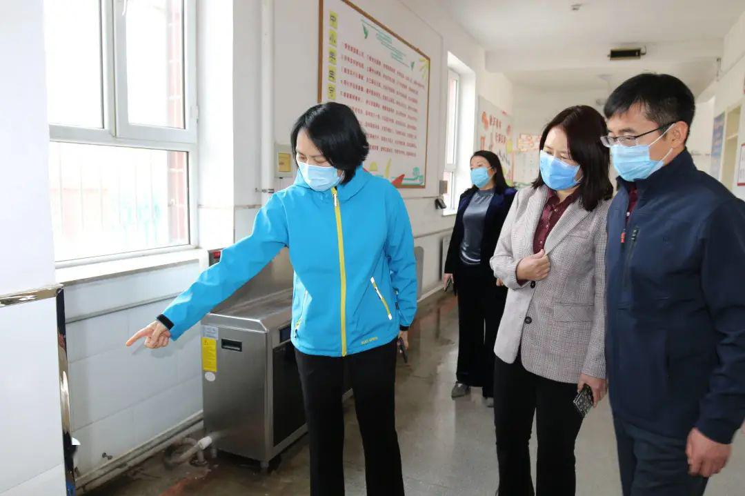 查找问题补短板狠抓落实促提升市教育局局长高娃调研