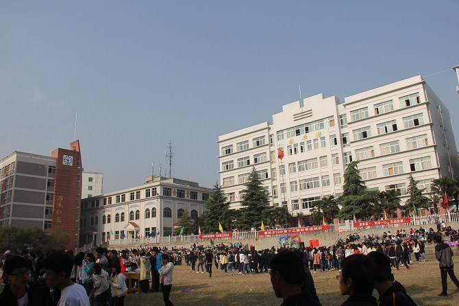 学校防疫隔离室,医务室,防疫宣传栏,护栏加急改造项目招标公告_采购