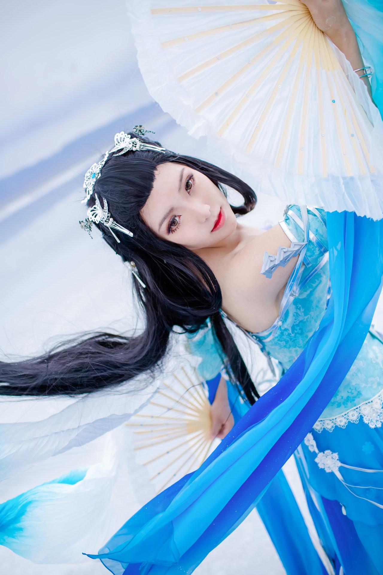 剑网三七秀秦风秀姐cosplay