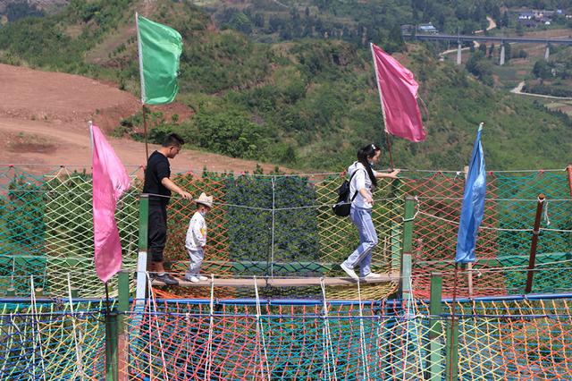 五一走起南充网红打卡地凤凰故垒风景如画嗨玩到爆