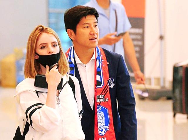 "男神背后的她"之安娜——瑞士的一见钟情定终身_朴柱昊