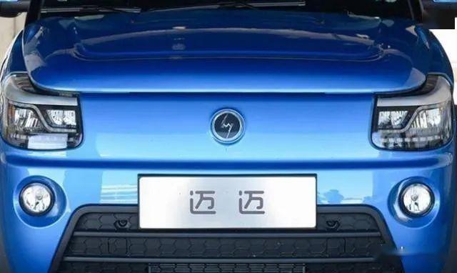 其实,迈迈一开始就没有使用赛麟车标,之前在天猫旗舰店的名字也不是