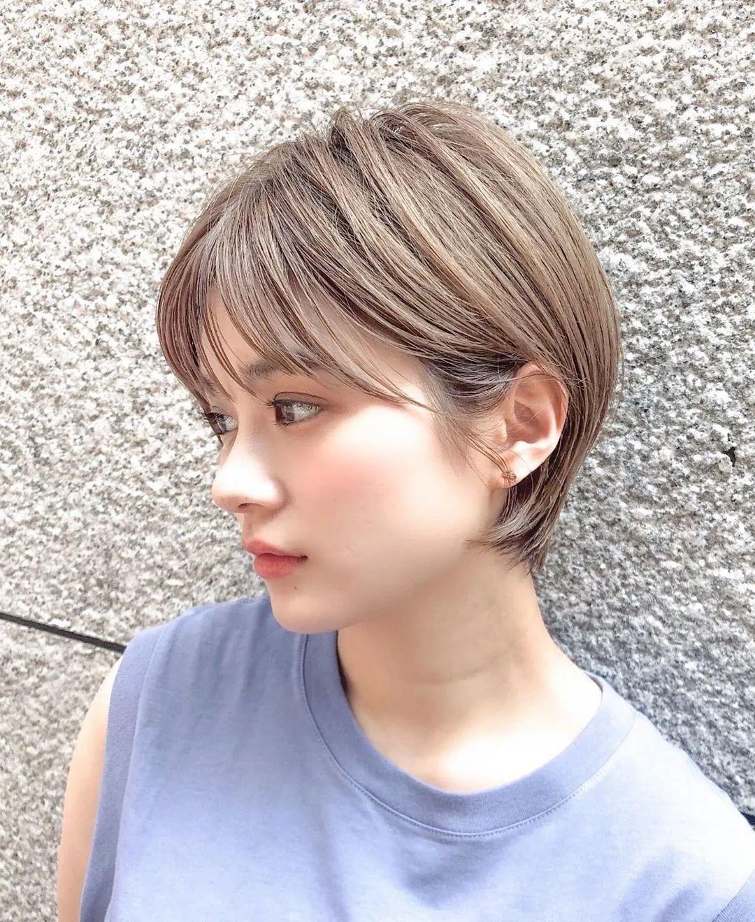 夏天的发色和夏天的短发绝配了