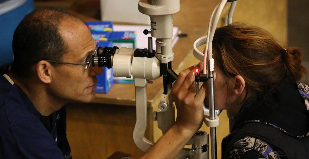 视网膜研究阿尔茨海默病早期筛查