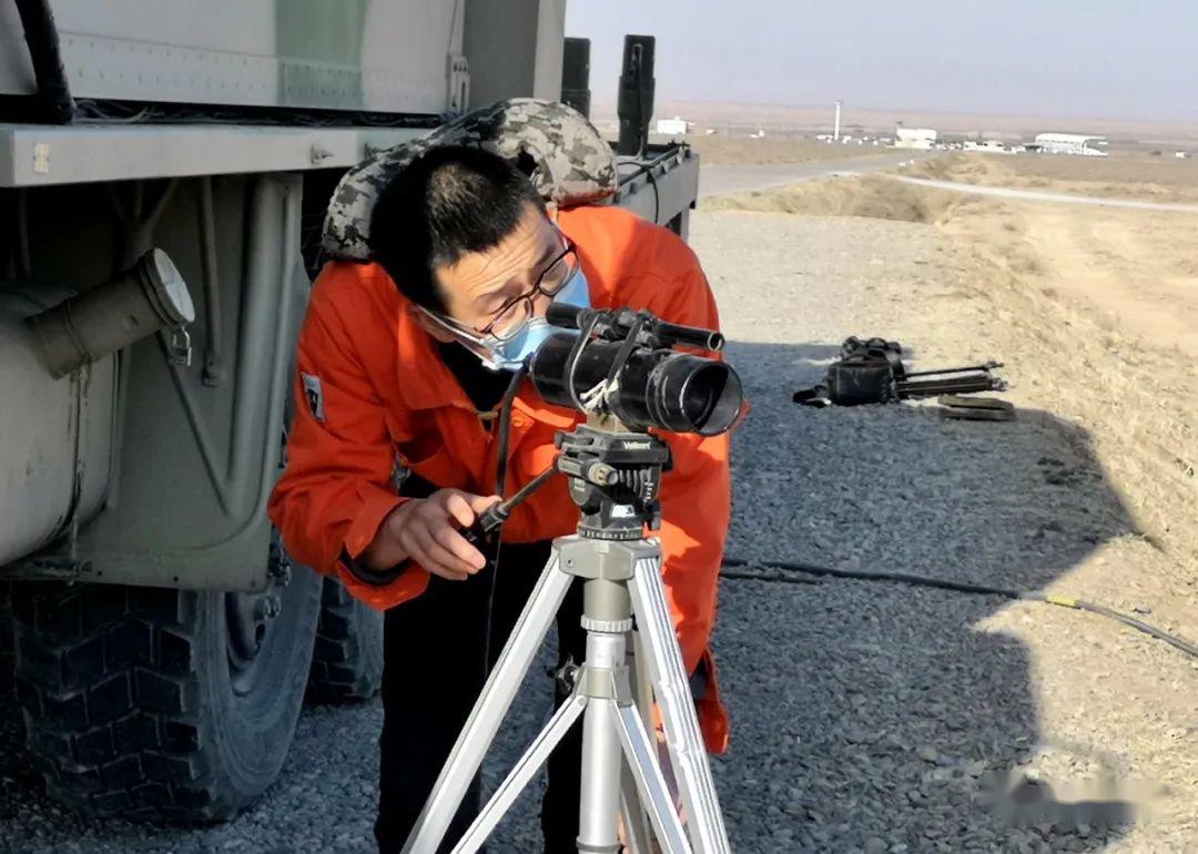 最美劳动者向坚守在试验一线的兵工人致敬