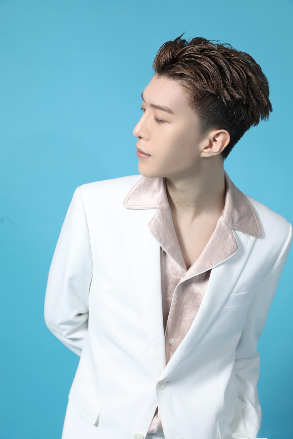 范丞丞五月行程图出炉第一份官方行程信件请查收