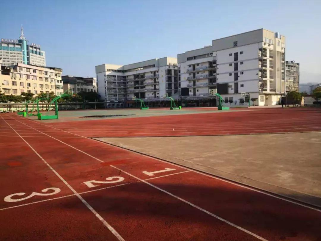 福安德艺学校中学部2020年春季开学前致初一初二家长学生一封信