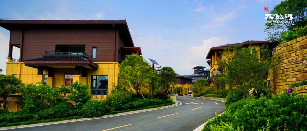 地址:英山县花海路88号(四季花海华美达酒店1楼大厅)收官在即 竞藏不