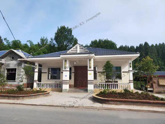 2款十几万的一层平房同样的钱有图纸和自己建效果相差这么大